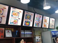 -陇上全荟兰州传统牛肉面(延吉路店)