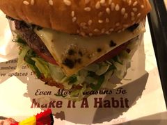 -The Habit Burger Grill 哈比特汉堡(复兴soho店)