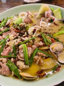 抖xian鱻私厨-"位于厦大学生公寓附近,老厝改造的私房菜餐.