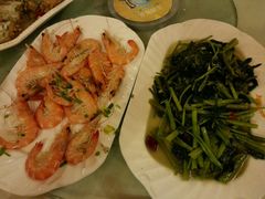 -沈家门海鲜夜排档(东港店)