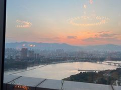 -三迪希尔顿酒店欢厨自助餐厅·高空闽江全景