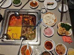 雷山酸汤锅-海底捞火锅(关山保利店)