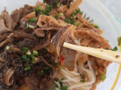 -清真•佬苏记邵阳回民米粉(河西店)