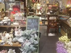 -魔方城市书房(中街益田店)
