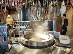 -破瓦寒窑·地摊烤羊排