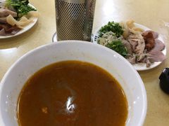 -桥香园云南过桥米线(金马碧鸡店)
