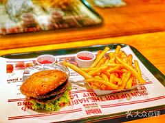 菜单-The Habit Burger Grill 哈比特汉堡(复兴soho店)