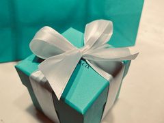 -Tiffany & Co.蒂芙尼
(杭州大厦店)