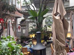-四方小吃·白族庭院餐厅