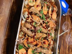 -老东镇啤酒屋海鲜加工·蒸汽海鲜·海鲜烧烤(台东店)