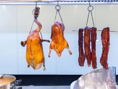 -碧中海汤泉汗蒸酒店