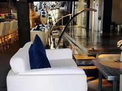 -穹六人间 people 6(岳阳路店)