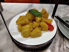 咸蛋黄炒小土豆-望湘园·湖南菜(宏伊店)