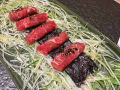 牛肉虾滑-三出山火锅(万象天地店)