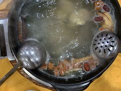 -濠轩阁特色生蚝火锅(水湾路店)