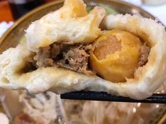 咸蛋黄超人包-老陶包子铺(南大西南村店)