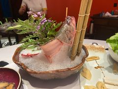 -泓炙颐凤鲜海鲜火锅料理(桐乡店)