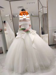 点击看大图 -GRACE KELLY婚纱与礼服(北京店)