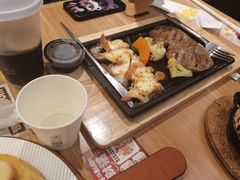 -必胜客(WOW昙华林店)