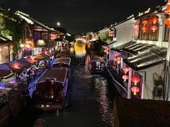 -秘境影院式酒店(苏州平江万达广场店)