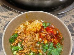 -肖肖酸萝卜鱼火锅(总店)