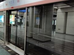 -大瓦窑(地铁站)