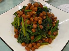 老醋菠菜花生-宝发园名菜馆