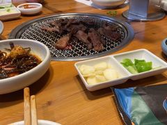 -草家酱蟹炭火烤肉店(珲春南路一店)