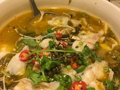 重庆酸菜鱼-粤麓轩餐厅(中信泰富广场店)