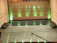 -宁波大剧院