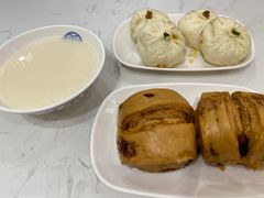 -李与白包子铺(桐梓林店)