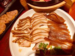 -二荆条·蜀鲜汇城市森林火锅