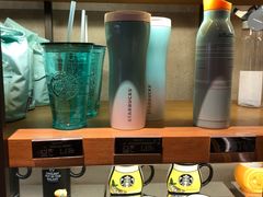 -星巴克臻选(周浦万达店)