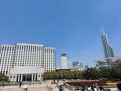 -人民广场