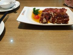 双拼烧腊-粤新茶餐厅(江北万达广场店)