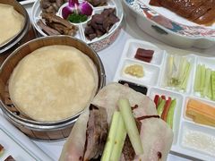 -梅利汴京烤鸭•开封豫菜地标店(东大街店)