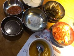 -老炉家木炭烤肉(长江国际店)