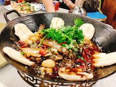 地锅小杂鱼-517烧烤·龙虾·海鲜大排档(万象都荟店)
