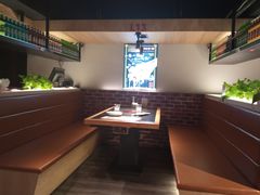 卡座-刘全福吊炉烧烤王(东江路店)