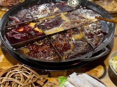 -正南齊北重庆老火锅(光华村直营店)