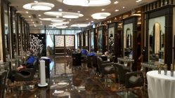 点击看大图 -八佰伴8008星级形象店