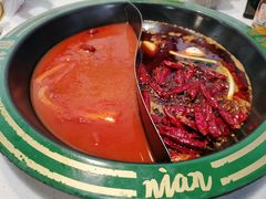 番茄鸳鸯锅底-有拈头成都市井火锅(老门东店)