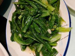 -巴特餐饮6加1音乐餐吧·新疆菜