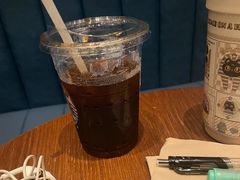 -星巴克臻选(上海虹桥新天地三店)