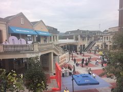 -王府井奥莱临潼小镇(临潼店)