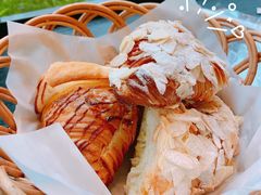 黄金流奶羊角-麦田工坊(月湖店)
