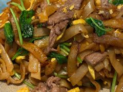 干炒牛河-潮界(虹桥新天地店)