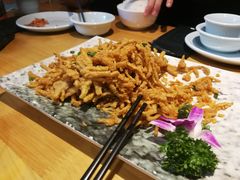 -嘉厨小馆(宜山路店)
