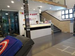 -思迈威健身(积玉桥万达店)