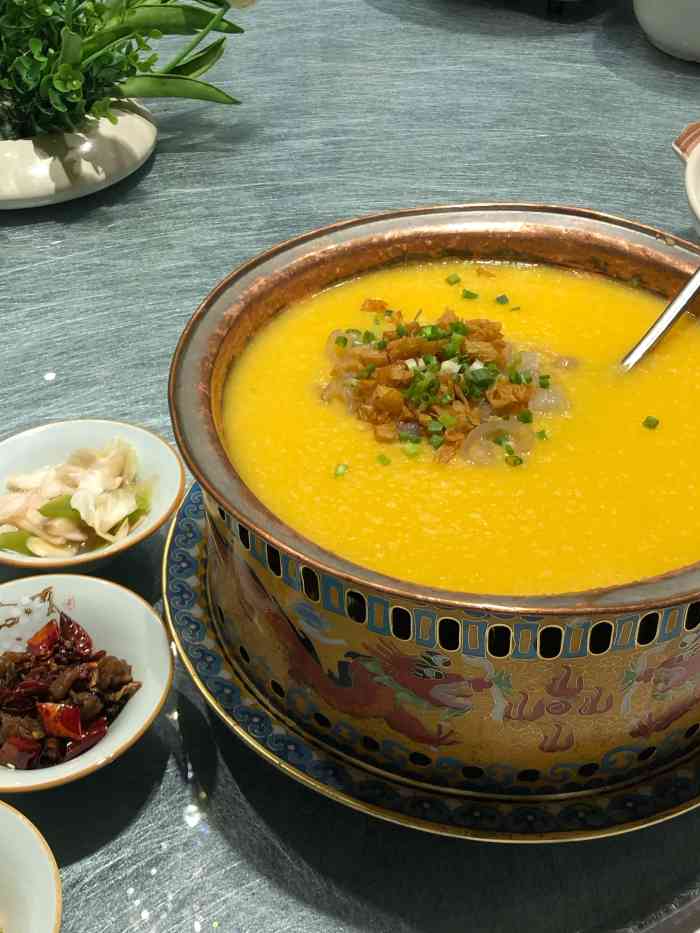 打分 一直觉得大蓉和的菜品都还很不错的  这家店还是可以